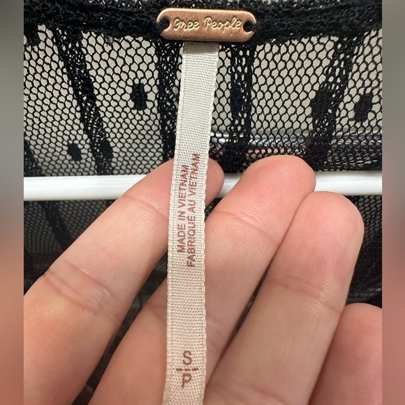 EUC Free People Sheer Black Blouse; Size S - Picture 4 of 6